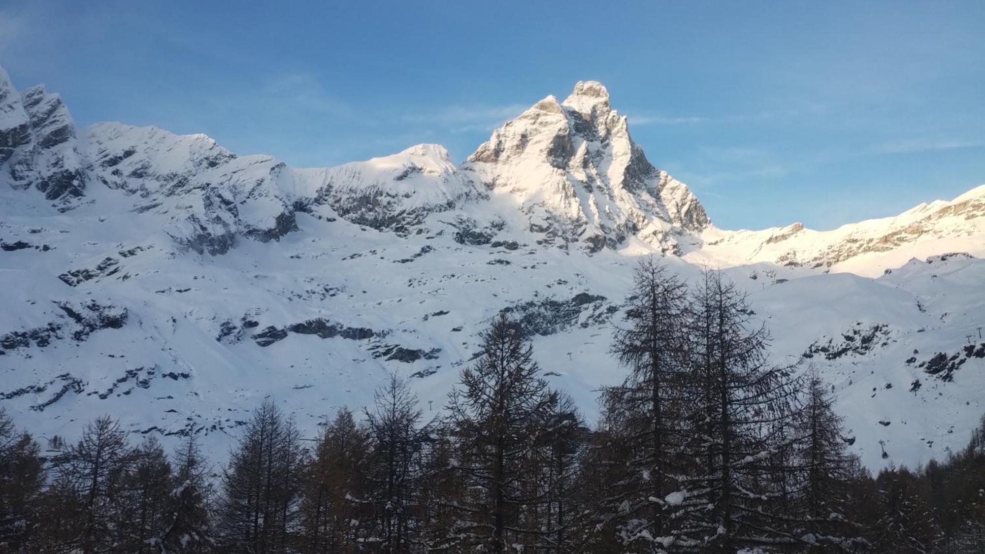Cervinia Apartments Брей-Червиния Экстерьер фото